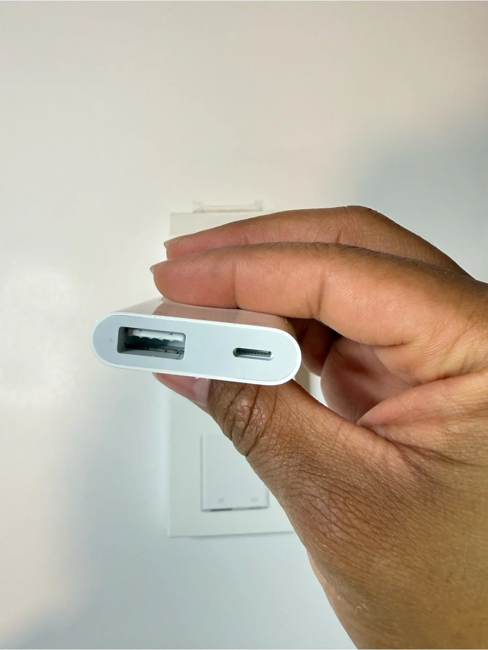 Apple White Lightning to USB Camera Adapter with USB Port